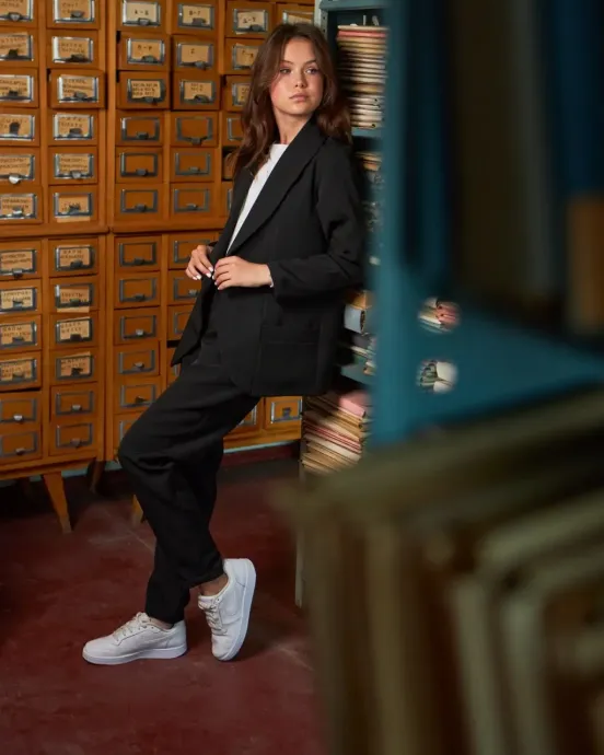 [commerce_product:title]